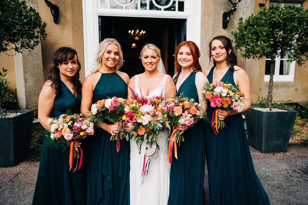 bridal squad at Offley place